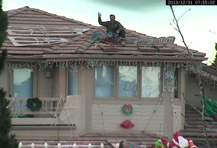 christmas takedown house roof