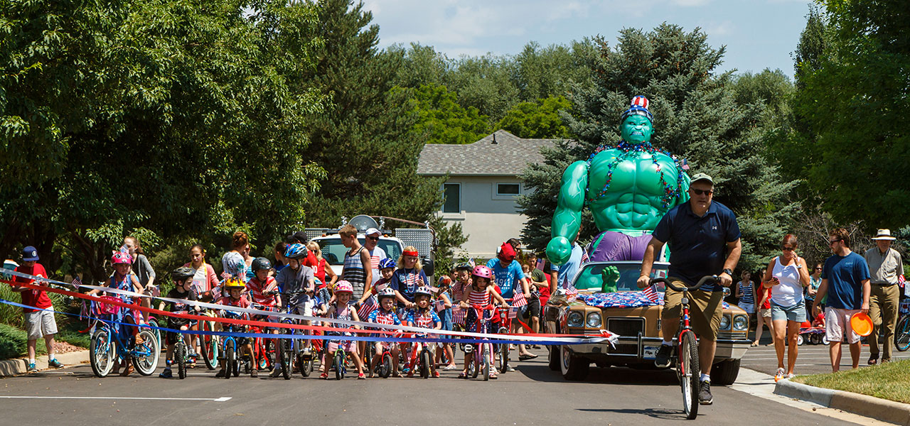 hulk parade 2015 1