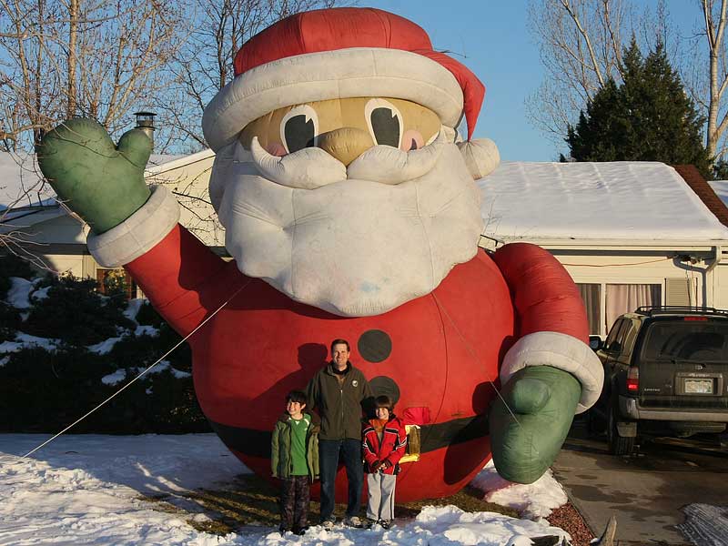 christmas giant santa