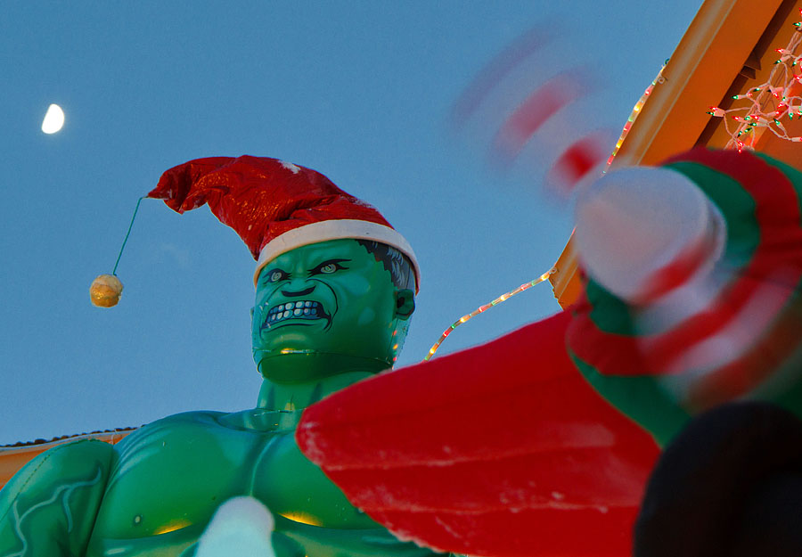 christmas hulk santa hat