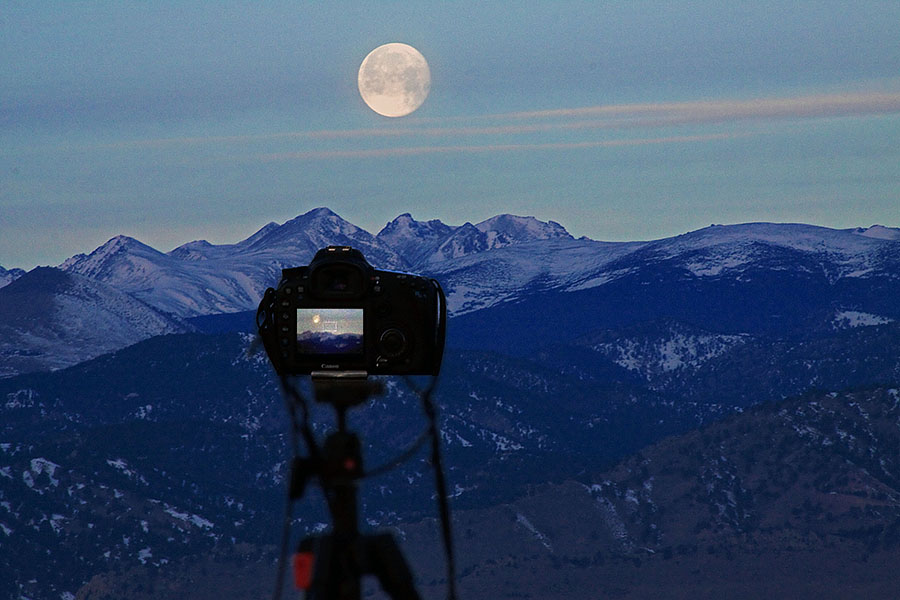 colorado rockies moonset 1