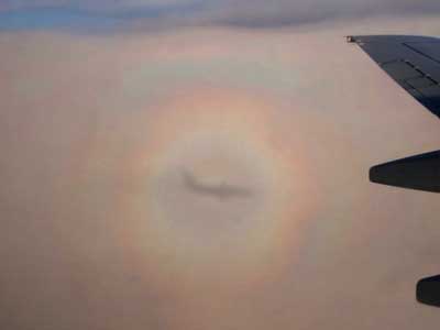 airplane rainbows