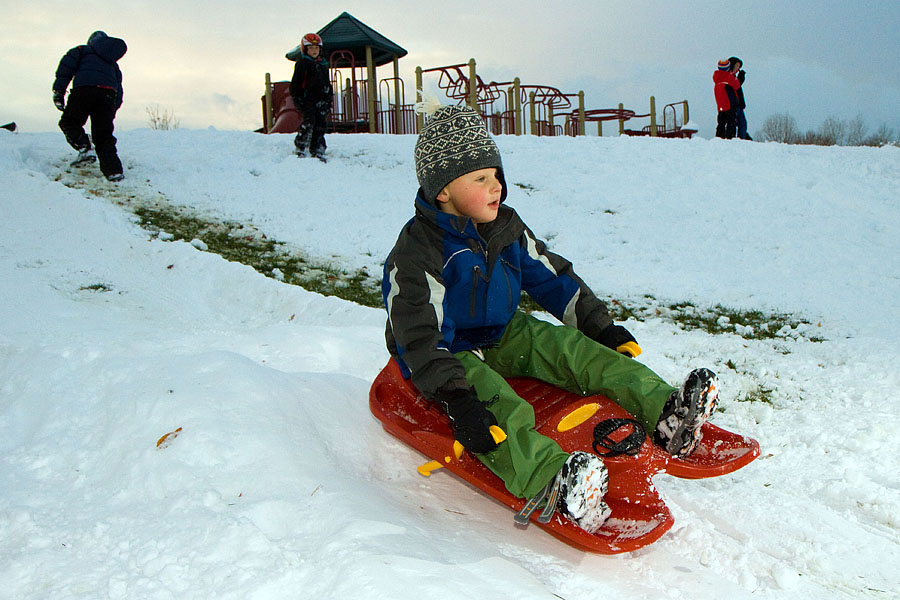 sledding e