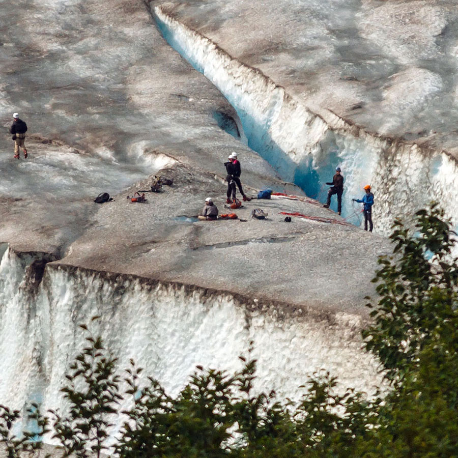 harding icefield hike crevasses descend
