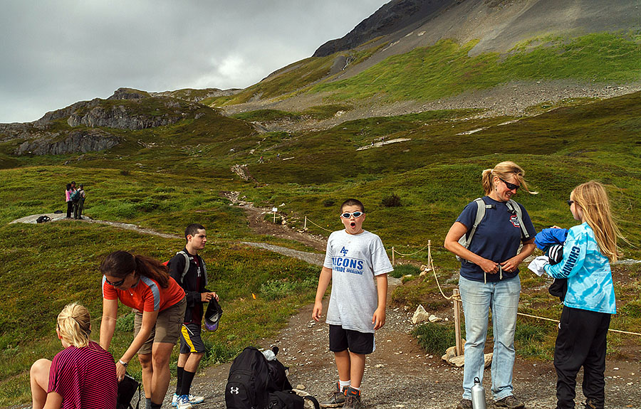 harding icefield hike less vegetation