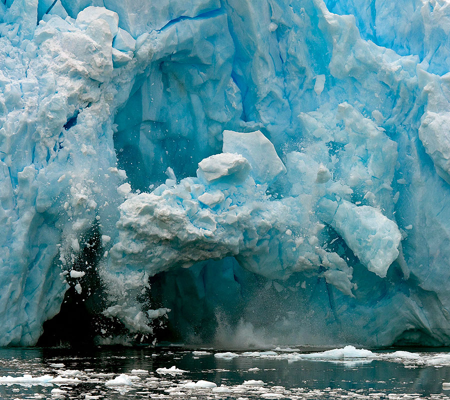 neko harbor glacier calving y1