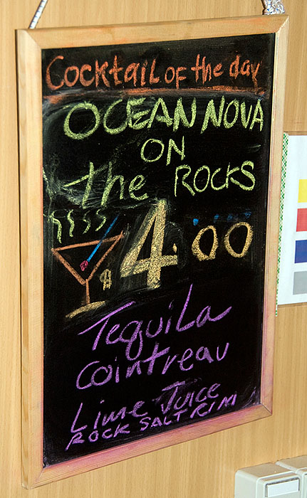 Ocean nova on the rocks