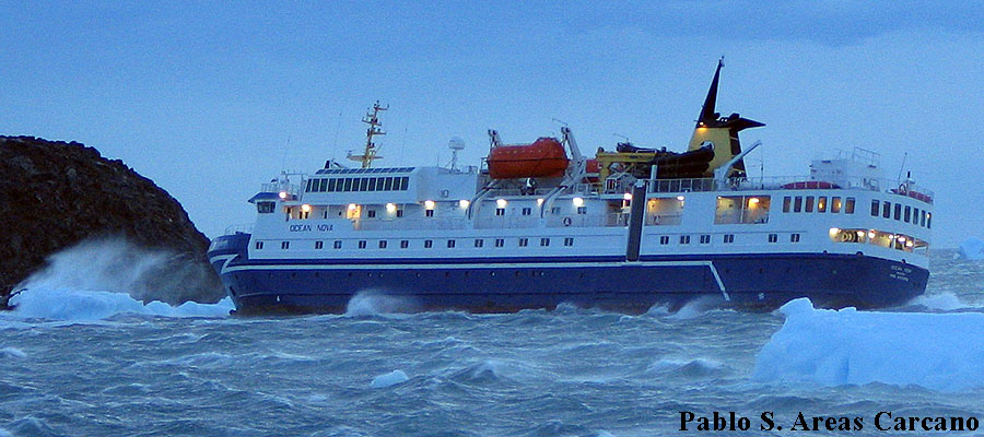 Antarctica ocean nova