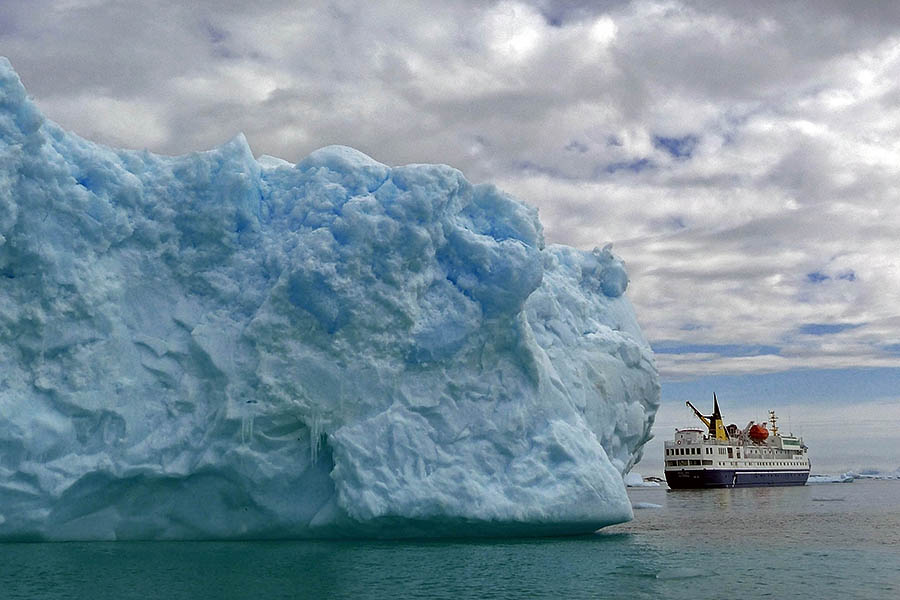 antarctica port charcot iceberg