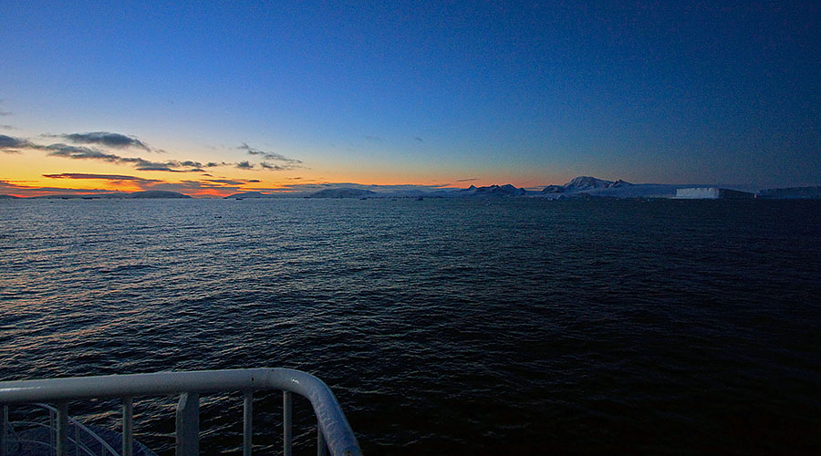 antarctica sunrise 3