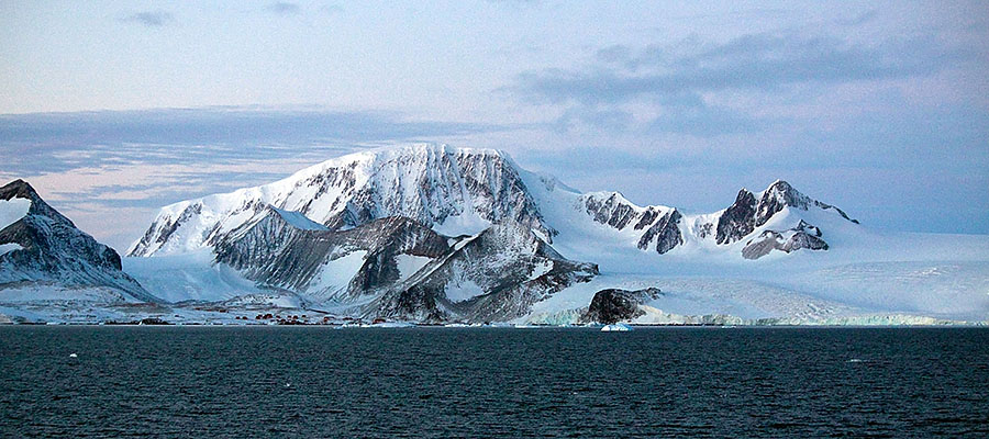 antarctica sunrise base