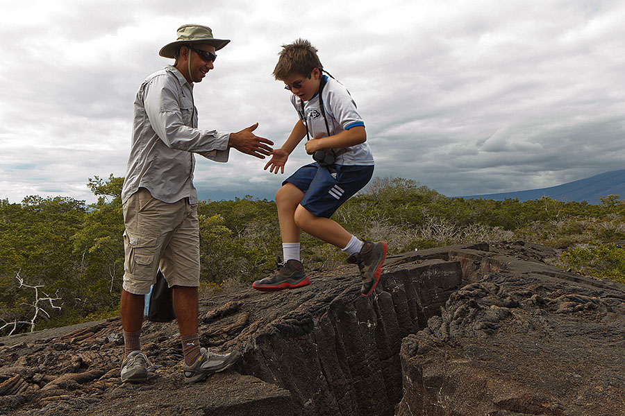 galapagos islands gustavo kyle lava jump