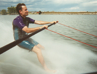 barefoot skiing 3