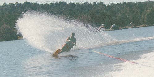 watersking water skiing