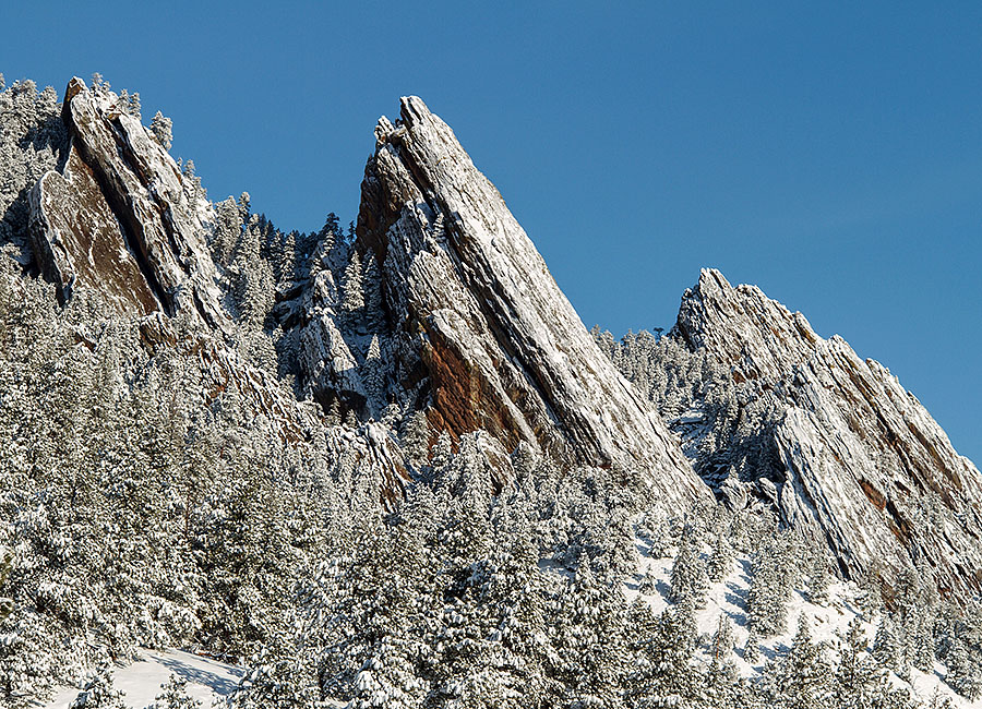 colorado snow flatirons a3