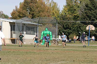 hulk frisbee