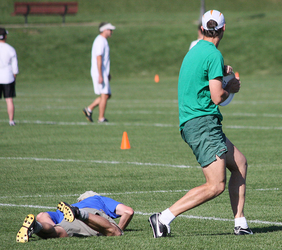 frisbee picture