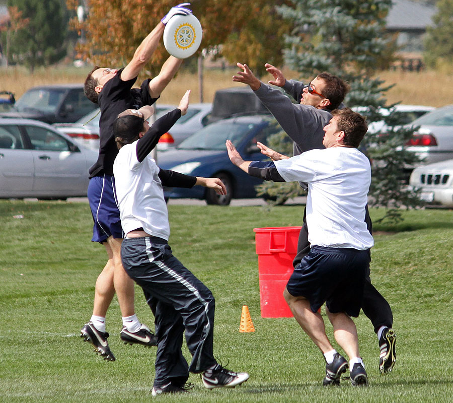 frisbee pileup