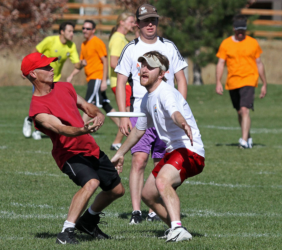 boulder gru frisbee 1