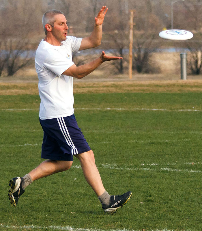 boulder gru frisbee 35