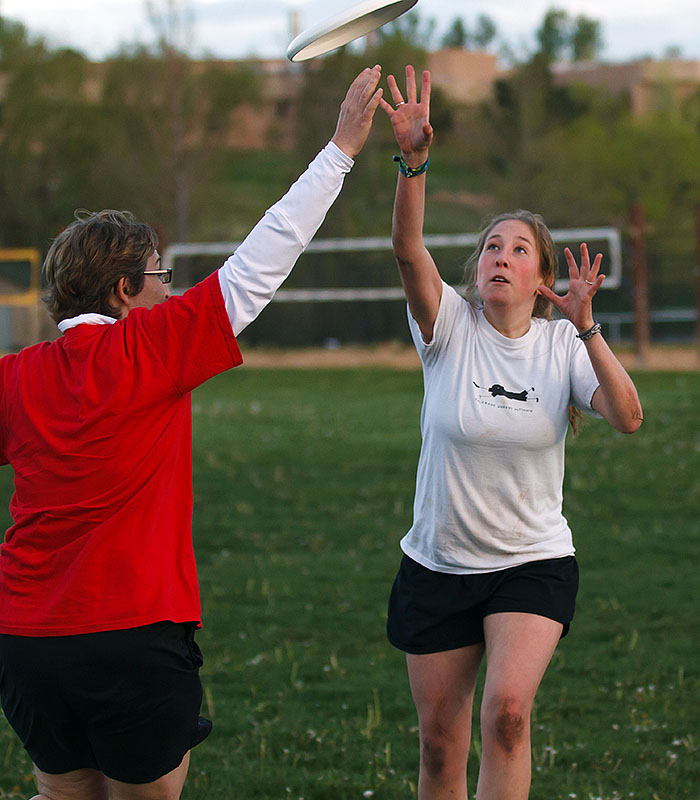 frisbee  carrie