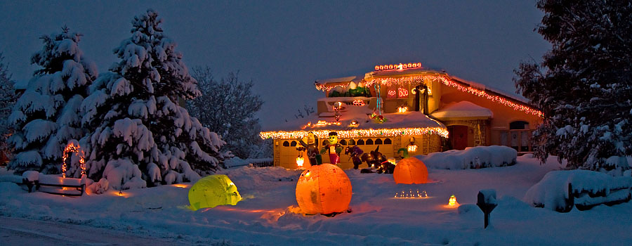 halloween snow house wideangle