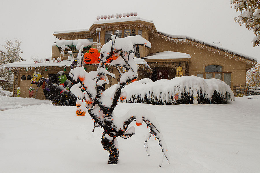 halloween snow 