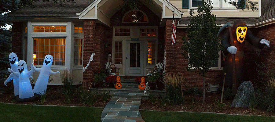 halloween neighbor house ghosts