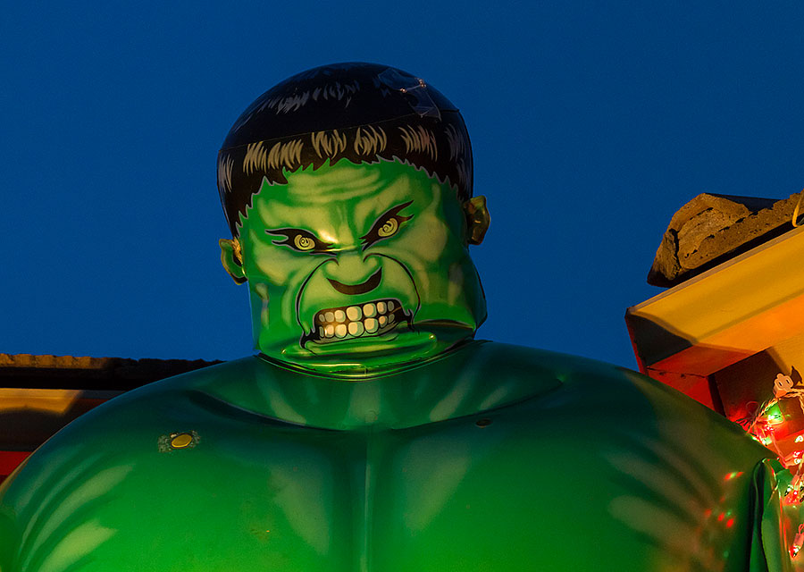 halloween house hulk