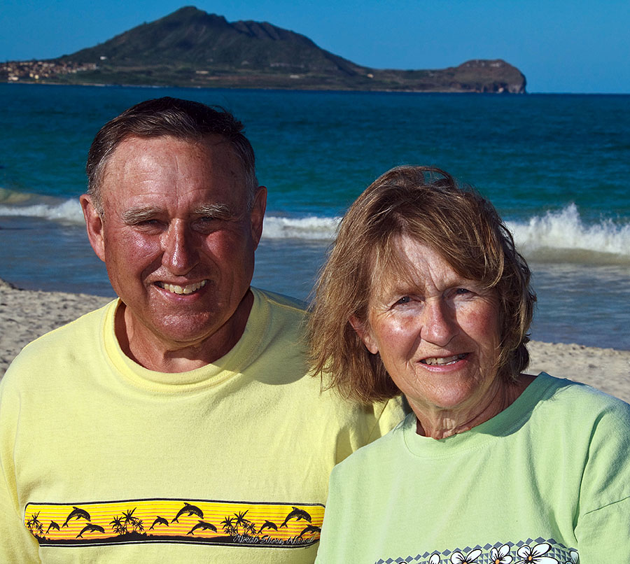 kailua hawaii beach mom dad 1