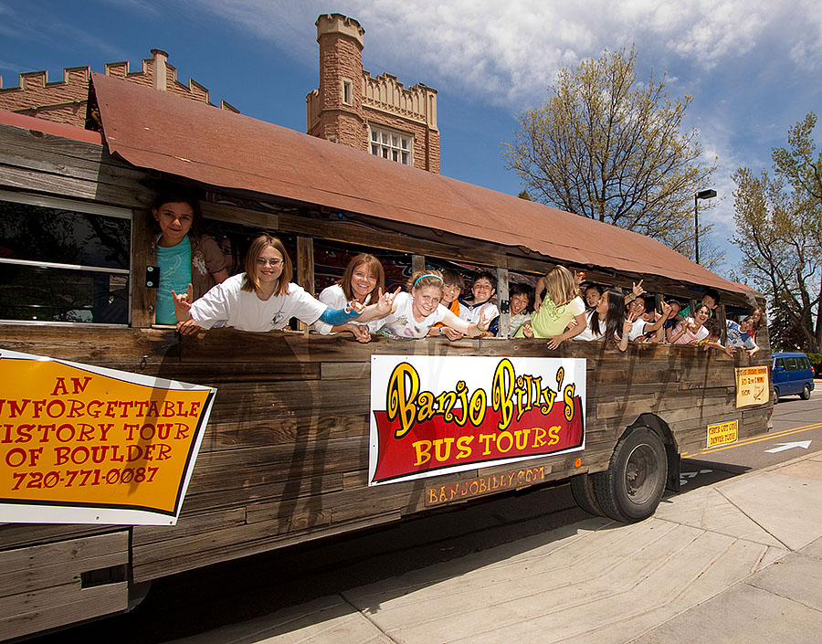 banjo billy bus tour