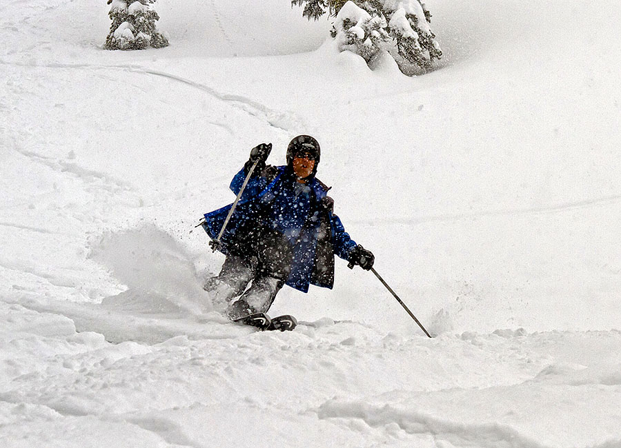 Alek ski sequence mission ridge dummy downhill