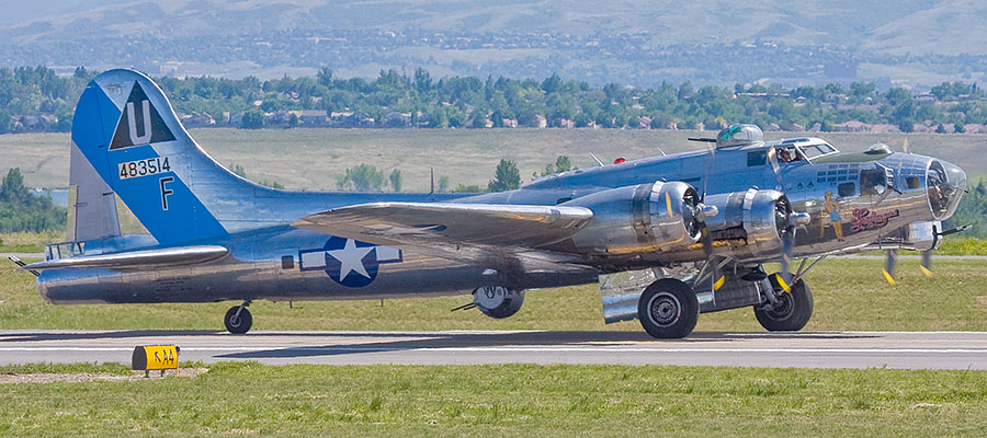 rocky mountain airport airshow b17 6049